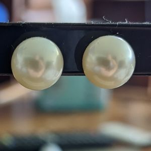 Tiffany pearl earrings